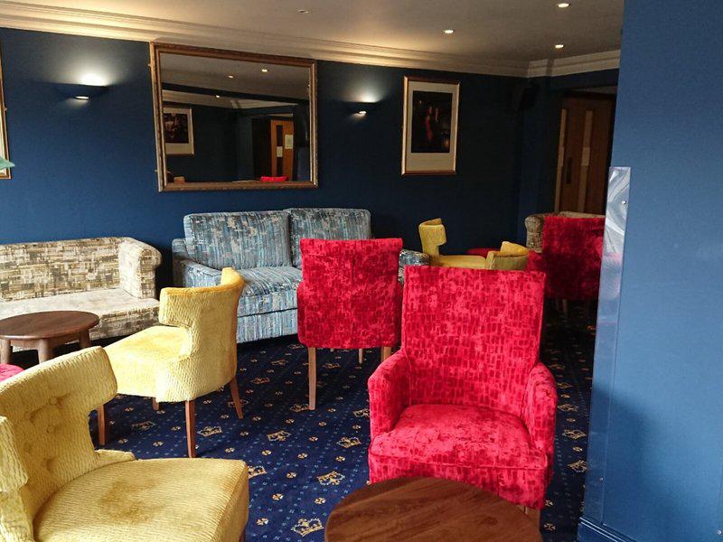 FAB0E91E089CBC6EFD45918D2F7A0C46