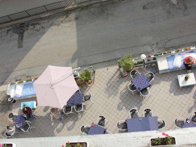 7B9EF63C21645E83ADCAD94783B06AE9