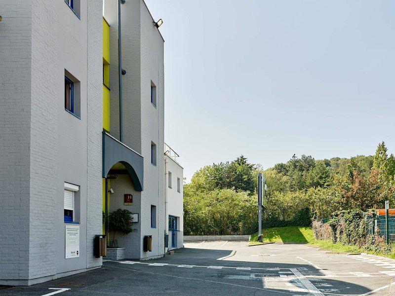 D16257EC4C93CE76C741BF25AEDFE255