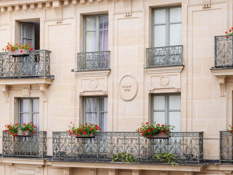 5E8538209F9B392FA2370931E592B1E0