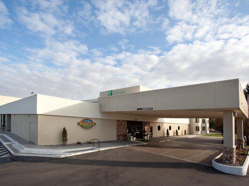 CB06E2A2750D79ECA1C5A7559414E7A5