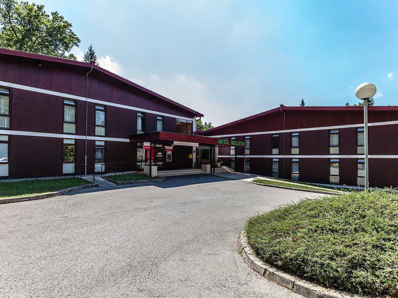 38C2C6EDB8BFA7926E2BDBA2C999D388