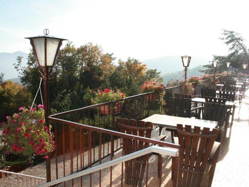 A5FBCA8849767FEA9771625041948142