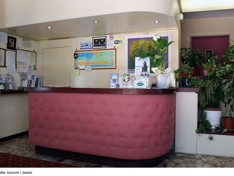 FBF1799D9E4CD9822EA4414E76C322D6