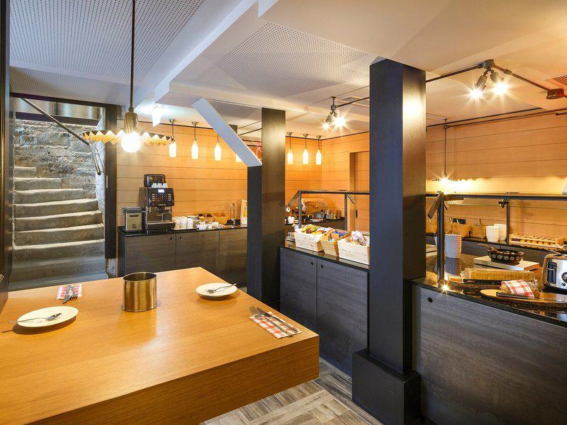 BEECB93EA9945BD424D407D8A1AD26CC