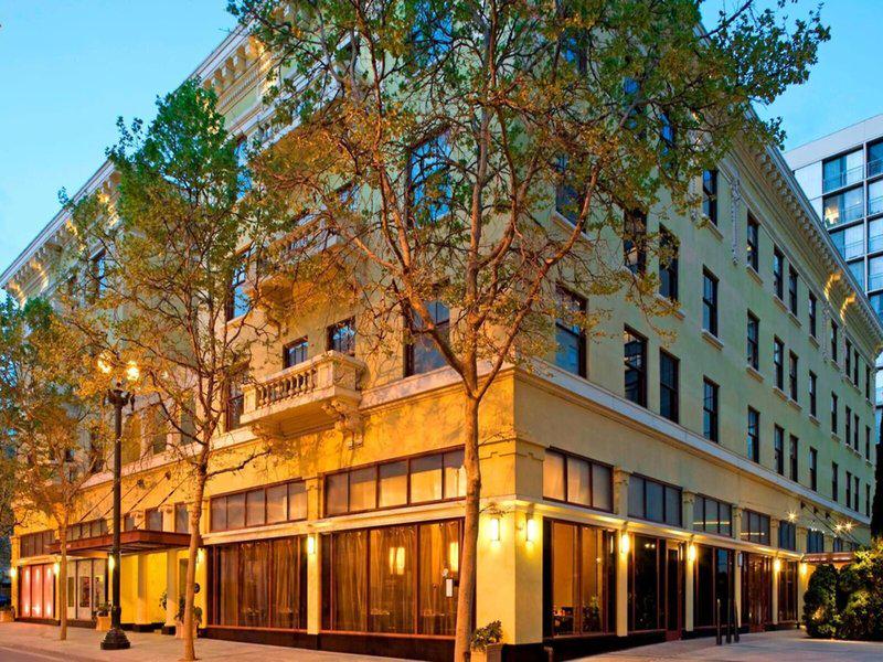 016E78B2C5BA8403C868FC8DAEDA3F98