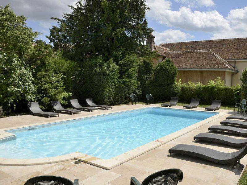 51F0876914A2272509A542779B50CCC7