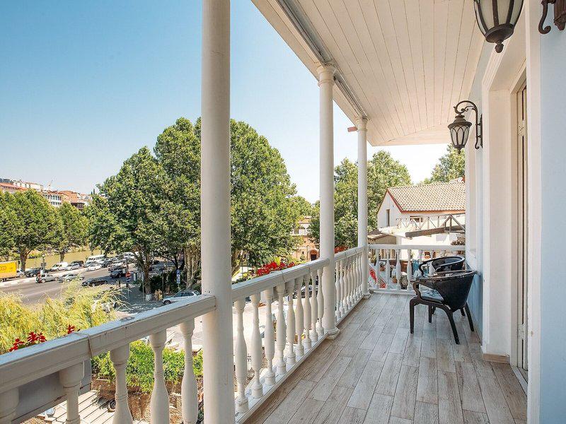 F7BA228E432094CAF045751FA9004393