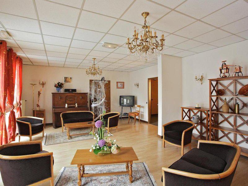 0605BC08312CA97C85D856613262563B