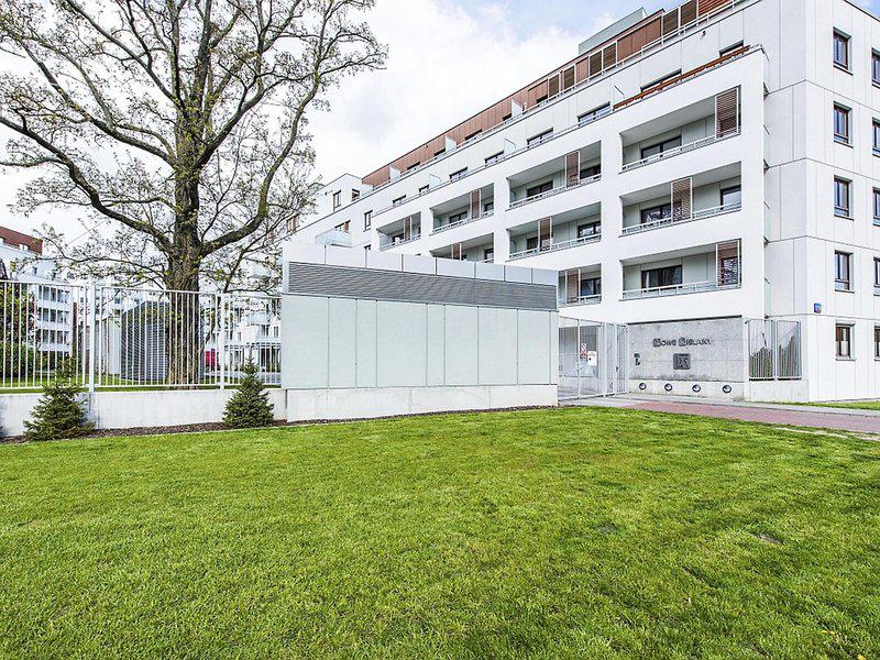 AB2AB1B1A11B4F3A27257D8A50E08C0B