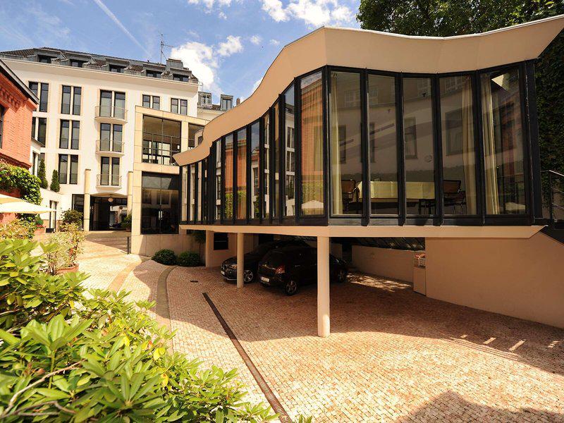 F1690E4ADA0592284ADDAF3F8D353DCE