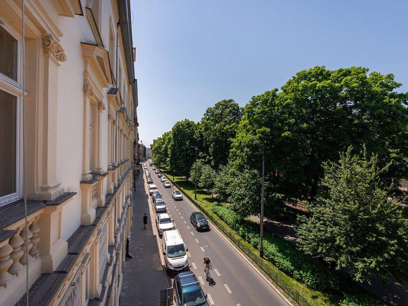 A4E6375D4110A59AED60AC0D0435B249