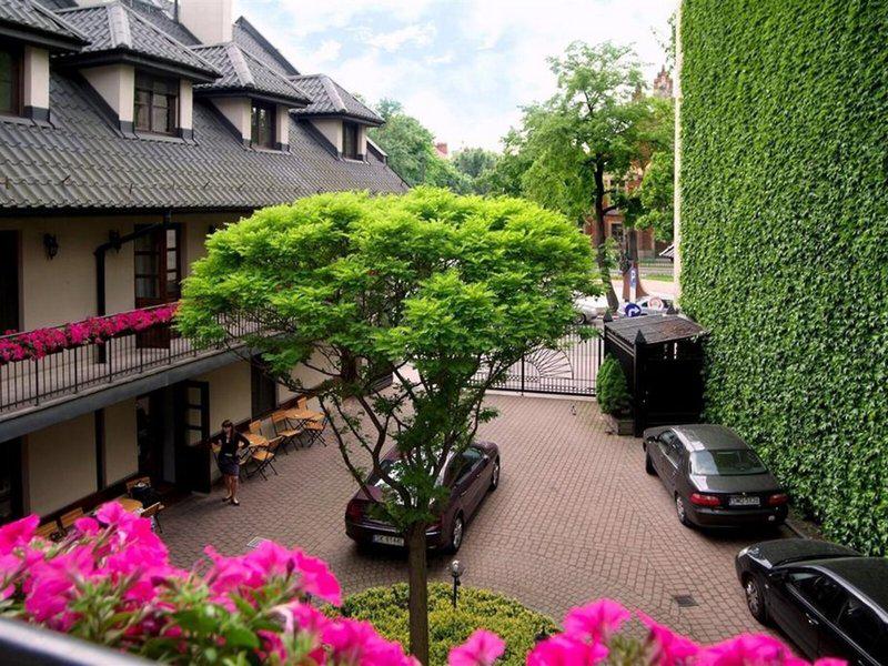 C66330CD7A330A57C741CEE29B9B1552