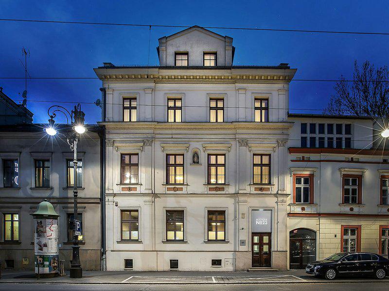 6AFCDB59756DFE7D4869E58C984E2FFF