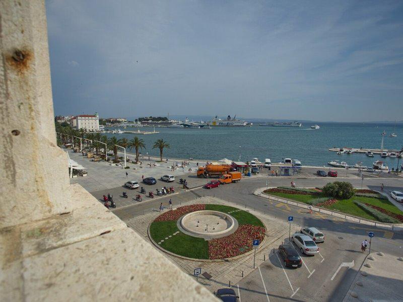 7E41A592F2A886C1ED73FC34CD7EA8DB