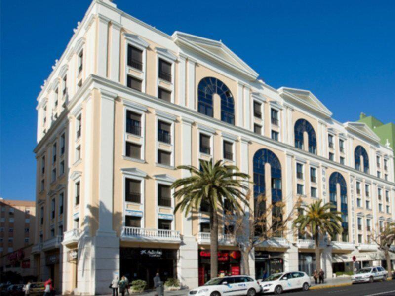 FAAAE102EEE23D451B0F324307819B70