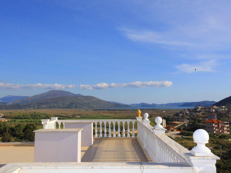 2FCC4109E385E91692C0915D171A1166