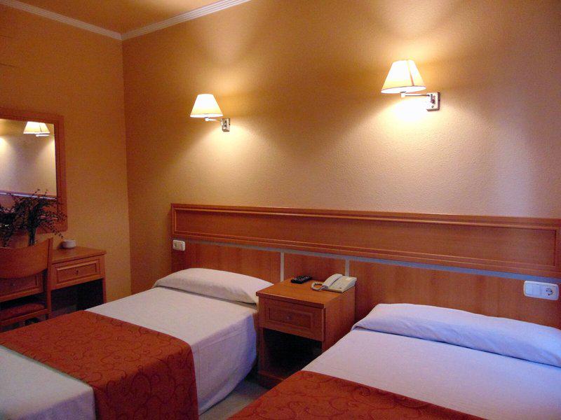 60E4DE13FE8589F3A78A2E67F2C564D2