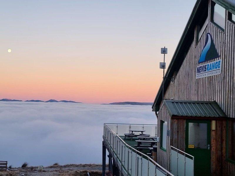 1021D351DB0B5C375E8F8FA162F0E108