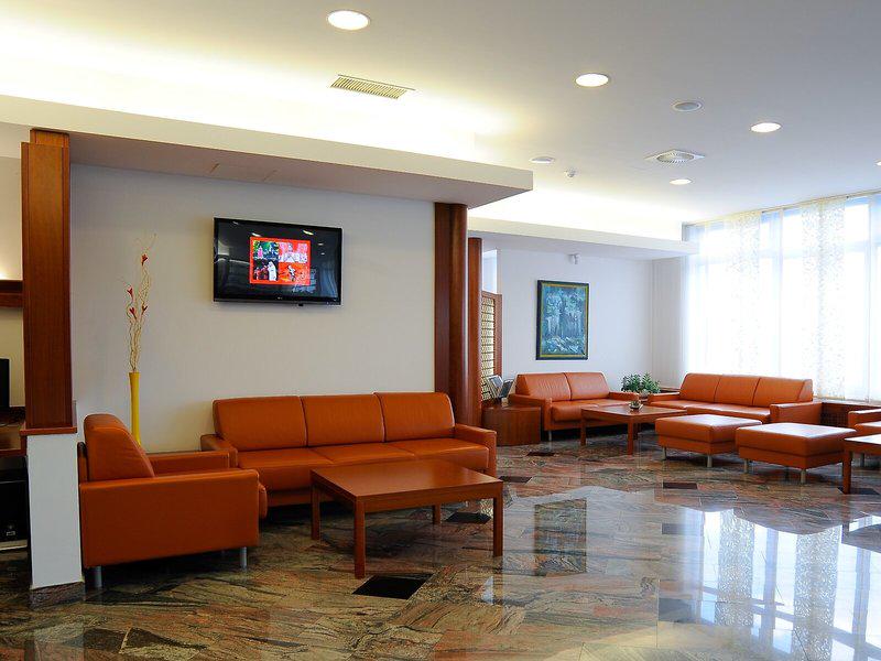 B1C2A02770590D170F99EA957E9BC31A