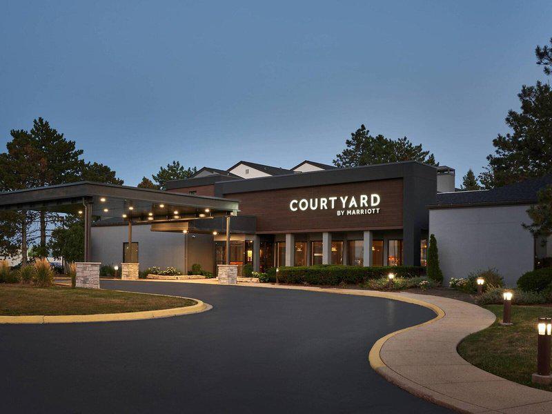 A88DECAF3CAD05280E0B2D7A8F3A3E5F