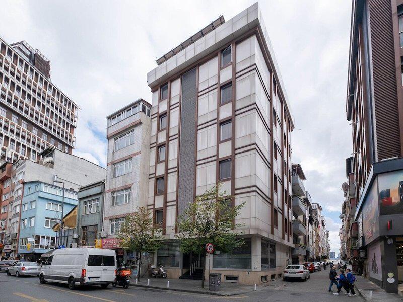 A68081D8EF035DE556B6C093AD5557D2