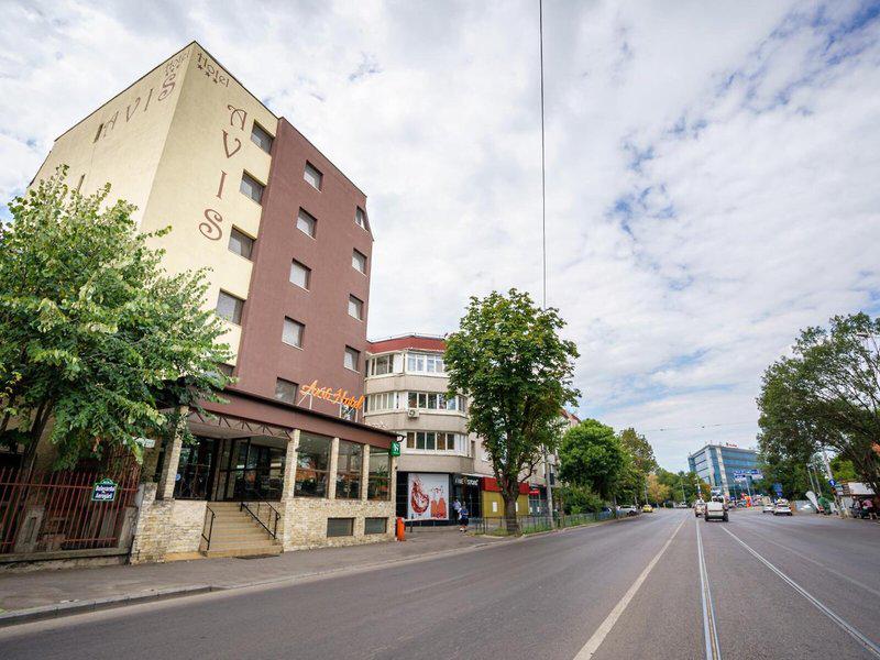 2020F588B73A56F387099047EDA1A234