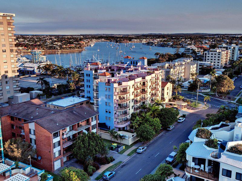 AB801DE3B679B65B86757832B40D0F8A