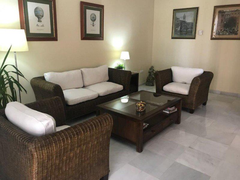 BF8143E43D357EFF7D9B0DA326B8F40C