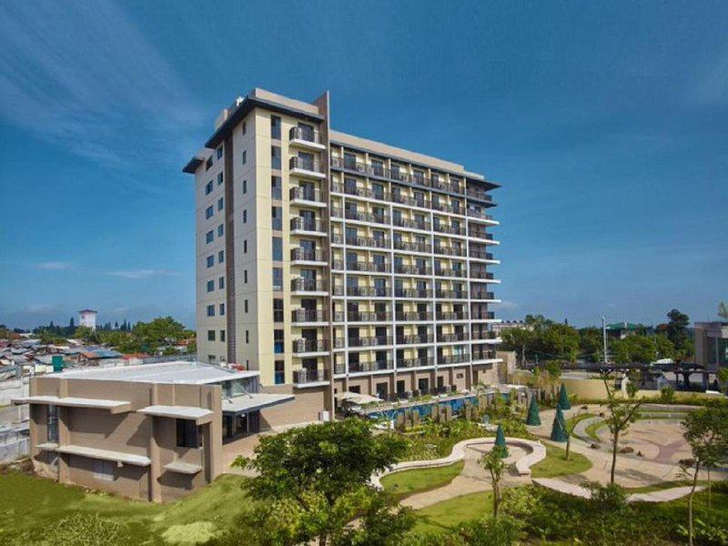 857FD9C2EEF2096BF6F7A097D2FBC405