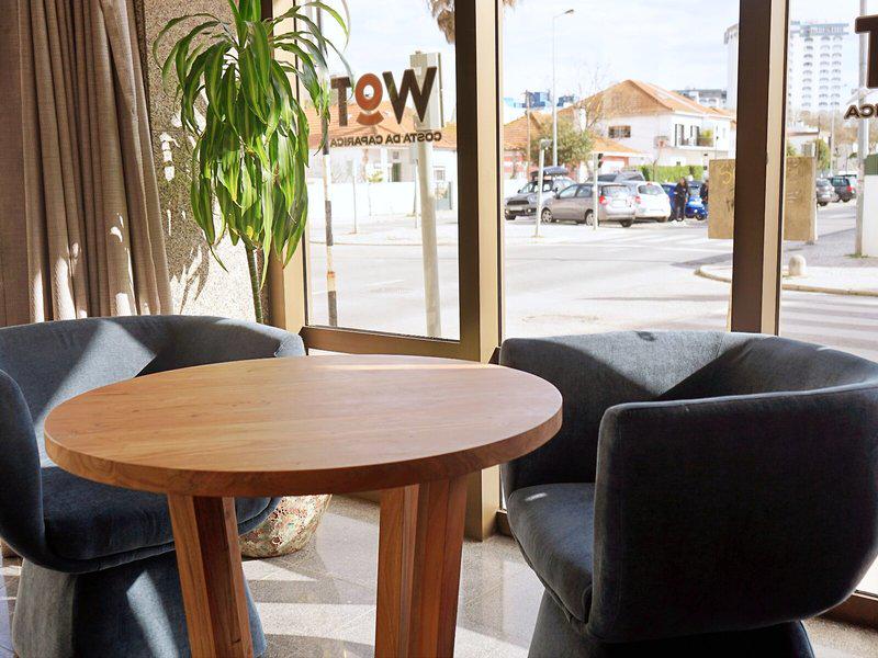 71613B1FA822B4BC7FD7685A93B4E17C