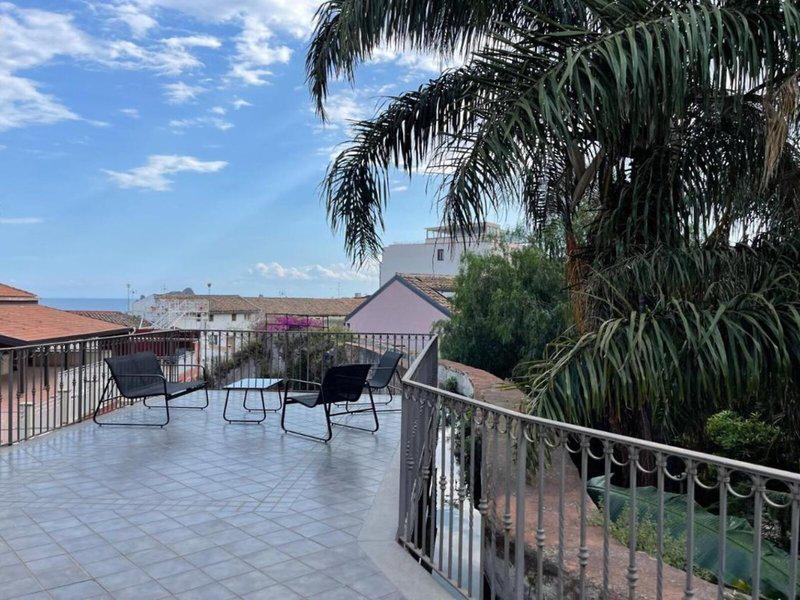 C98596E5078C72F0A58663E3E2F49703