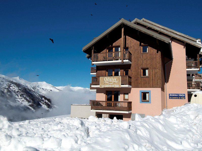 8630D678338664B5B263D8A6C57E339D