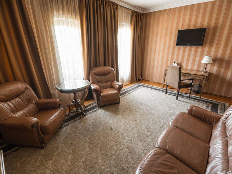 CD3110D7384C7707FFB629E2E43C6FF5