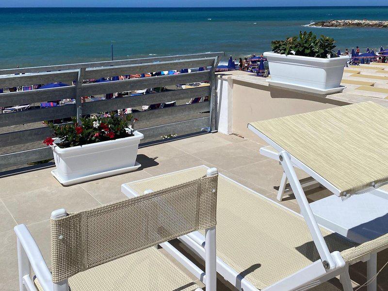 8DDDCF2568DF0A454CBDAFEB07E516A1