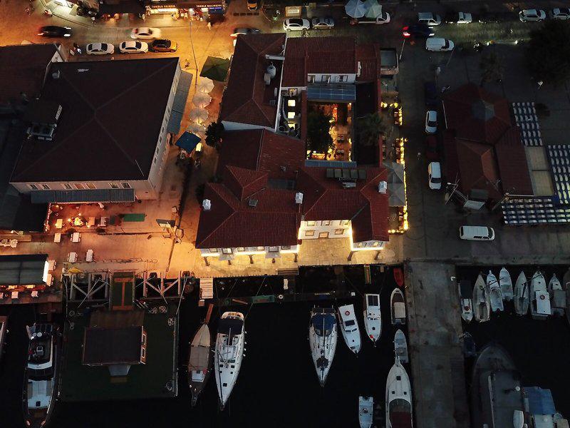 ECFF9F68A1737E467E4405C52558D60C