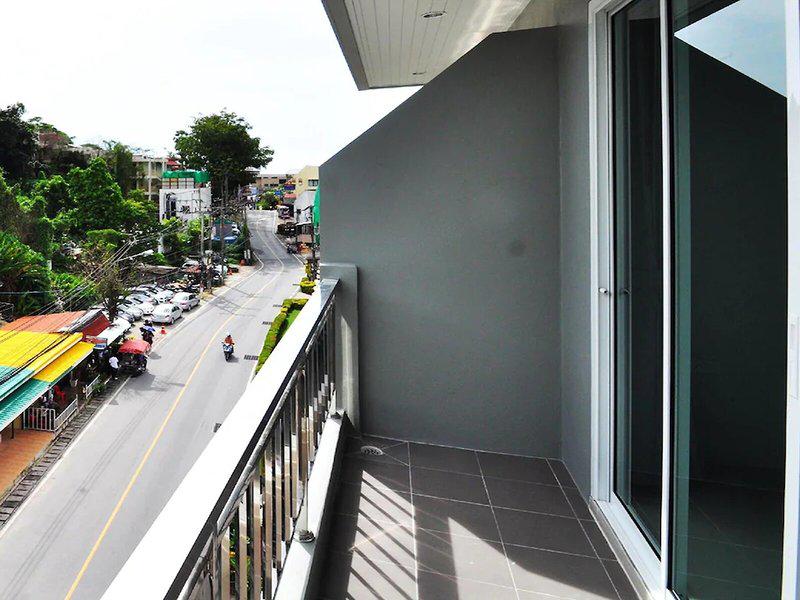 9FAF8CFDB1C0E859968492265830C241