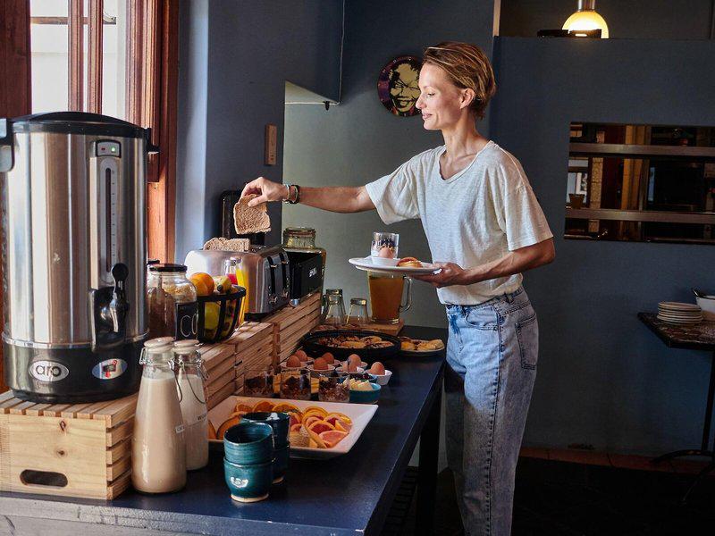 255C3D1428600253A236904F5D4AE082