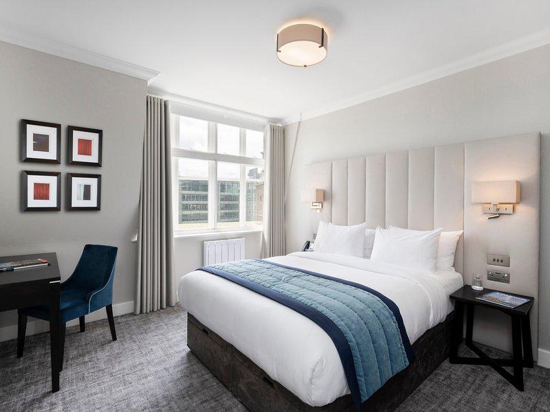 82B74AEF788B54C7114217E8BC481145