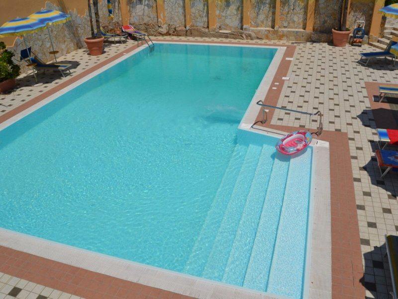 BF8733AF9C0D177FE5541C1C6512E7EB