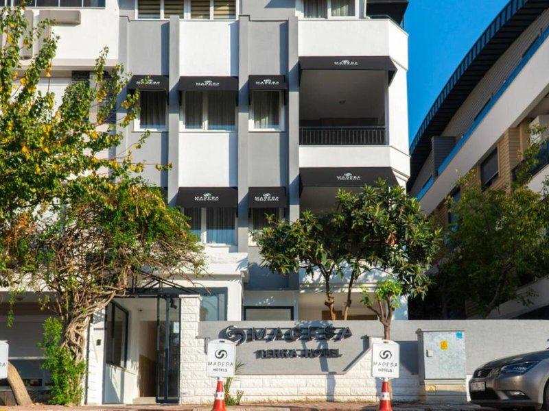 9A17E46E5DC03FEB6BCB182C799A779E