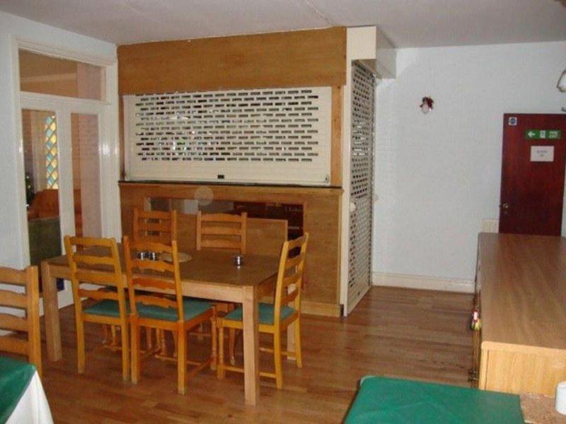 171089C4D9CDB6B8B98DD1E67E5B50ED