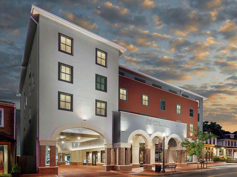 FCCD7EE245AB5A55A53931EA5ABA2531