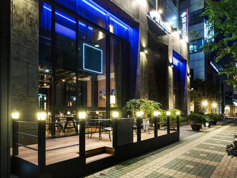 69C7F5E0A0AFF955260B266CA67E052C