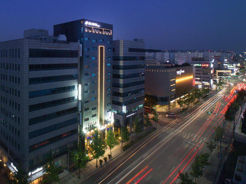 5DD7F1D44B44EB6639E3CAF55C1C111C