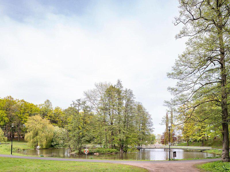 E1951122CC3FC34F26DD776346AE13F6