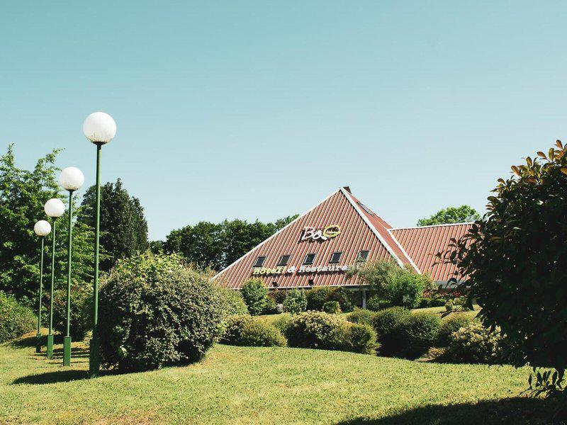 BFB4A1934D11E3BBF2A44AEF1B02A862