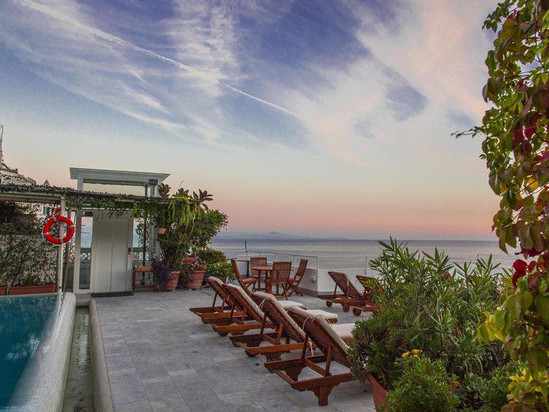 F407C539B43294FA269E93D37263C117