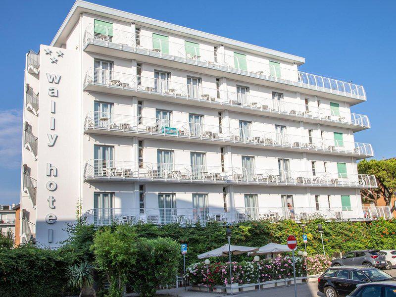 07C6FC3EF5CE51F145C85A0DA875DBD2