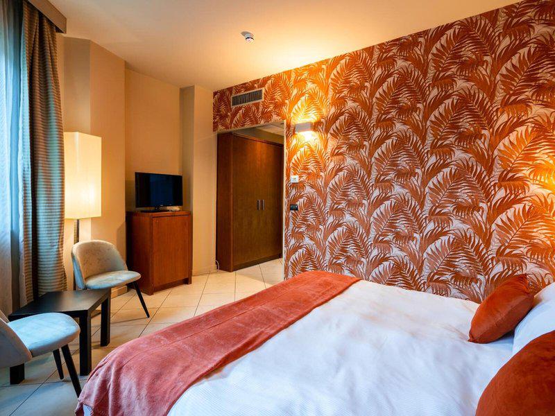 9BD7082AD506A8E8A43DF190AF8790E2